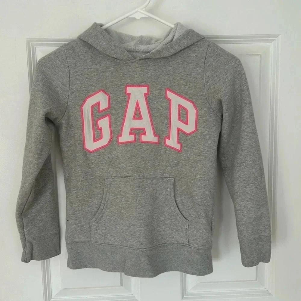 Gap kids gray hoodie sweatshirt size 8 medium pink lettering pullover